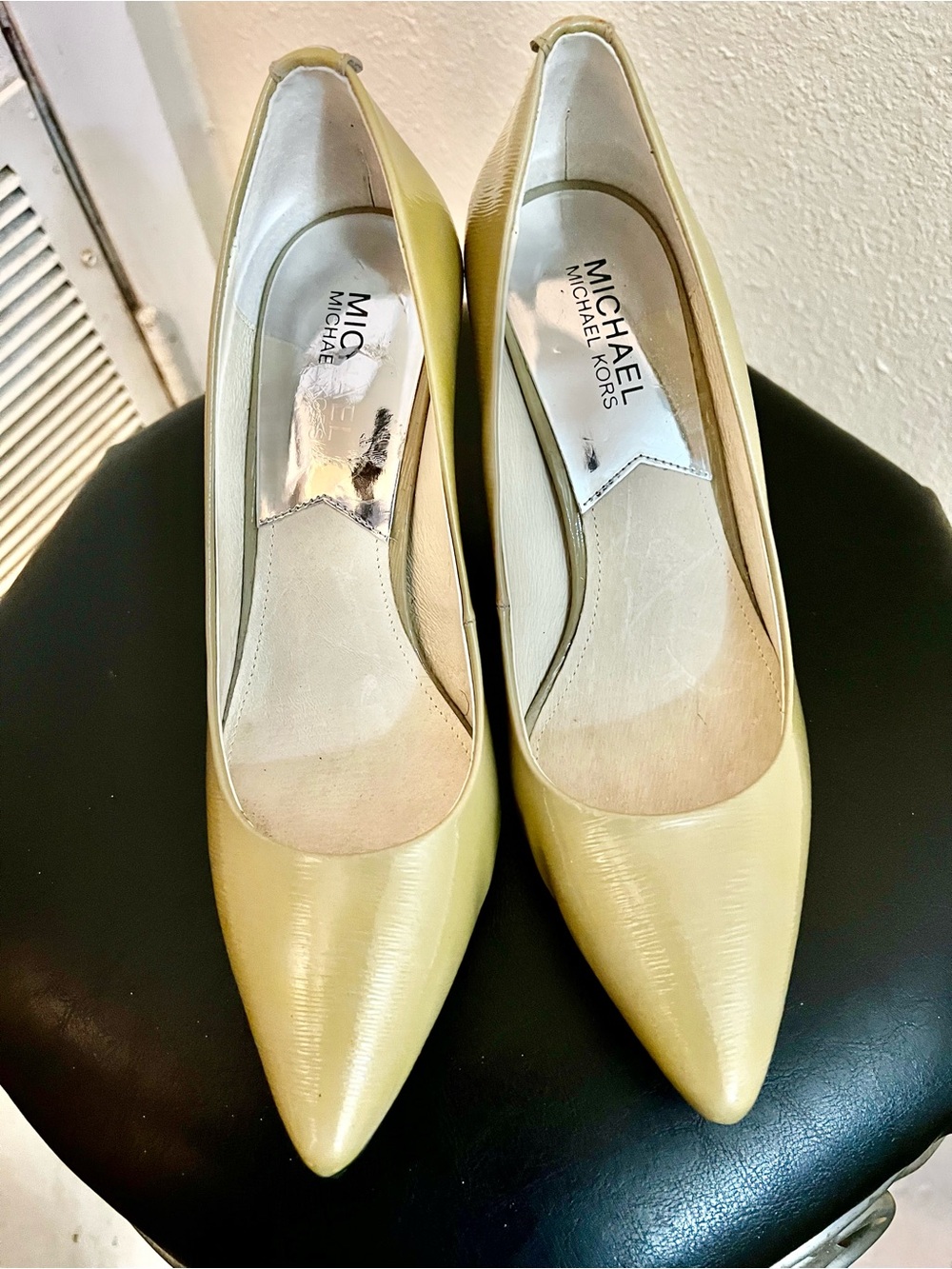 Michael Kors Tan Pointed Toe Leather Pumps